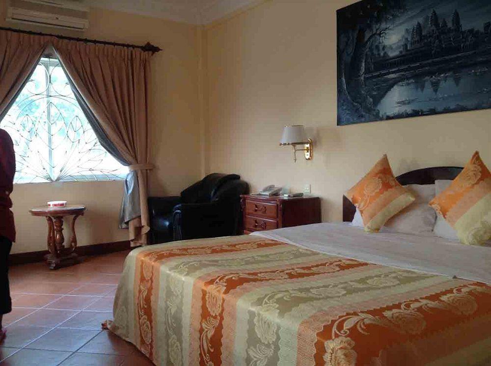 Han Kong Hotel And Restaurant Siem Reap Exterior photo